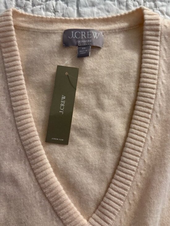 NWT J. Crew Cashmere V-Neck Sweater Vest Shell - Picture 2 of 3